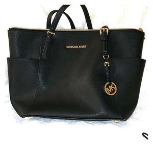 Michael Kors Jet Set East/West Black Tote